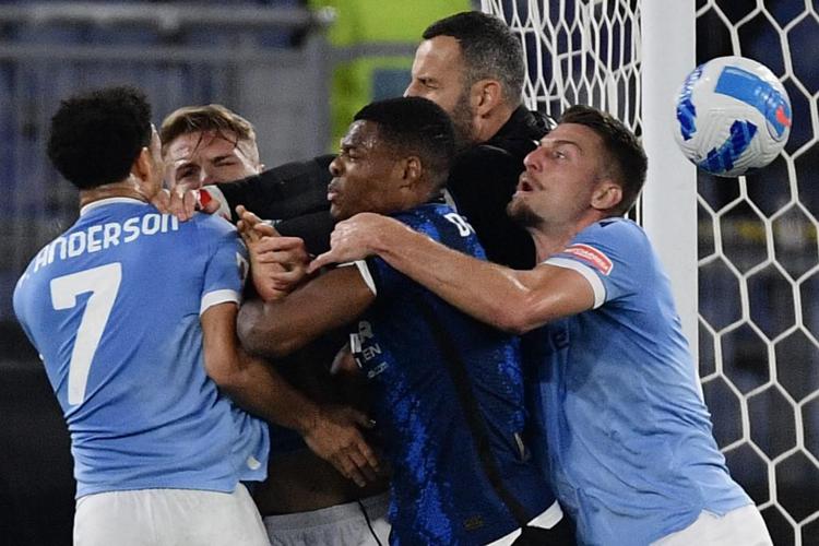 Lazio – Inter, il prepartita del “poteva andare peggio” 7 Ranocchiate
